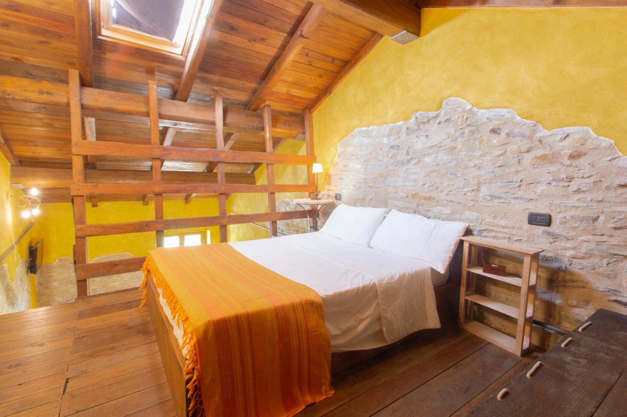 Casa Vacanze La Casala Apartment Fivizzano Bagian luar foto